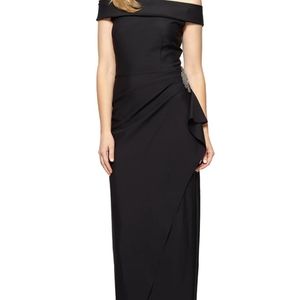 NWT Alex Evenings Compression Collection Black formal gown off shoulder size 2